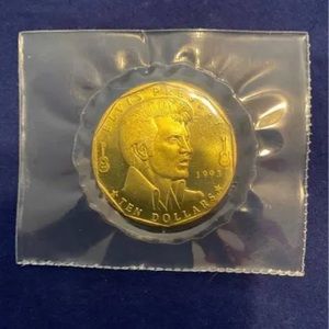 Elvis Presley $10 commemrative coin